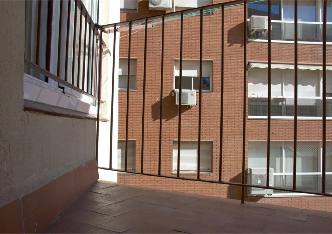 Apartment Carrer D'Olesa Barcelona Exteriér fotografie