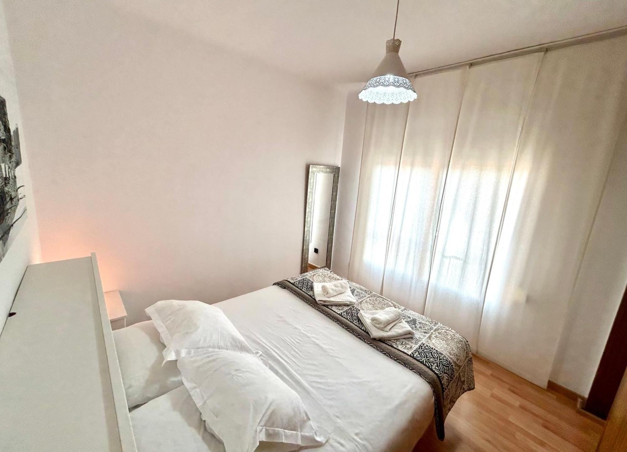 Apartment Carrer D'Olesa Barcelona Exteriér fotografie