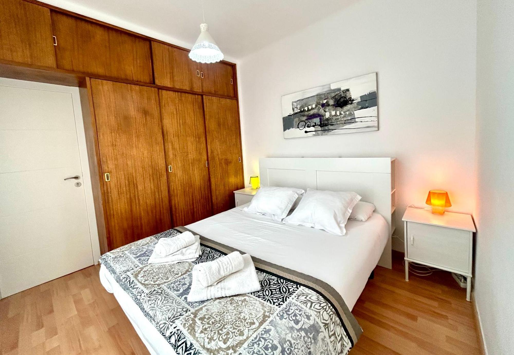 Apartment Carrer D'Olesa Barcelona Exteriér fotografie
